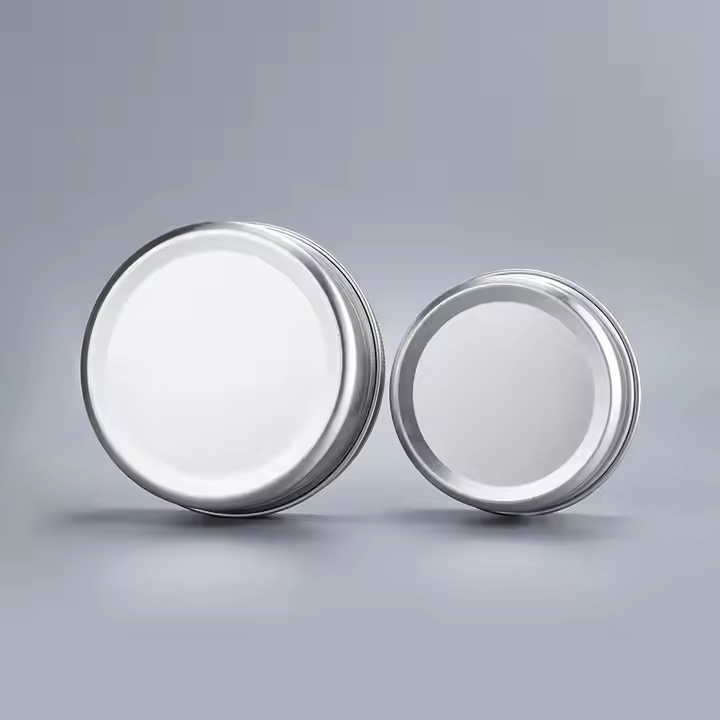 Silberne Aluminium-Kosmetikdose f&uuml;r Creme