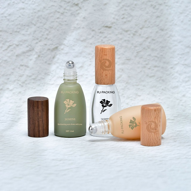 Chai lăn tinh dầu nước hoa thủy tinh