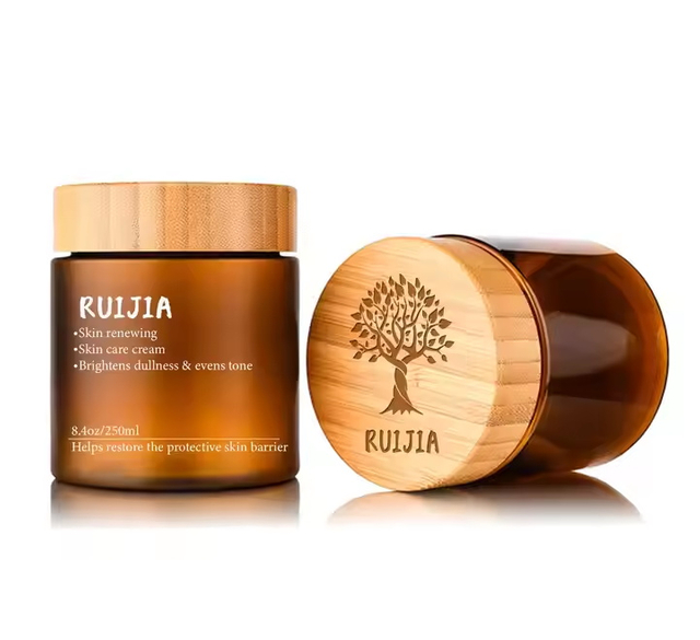 Amber Body Butter Scrub PET-plastic zalfpotje met bamboe deksel