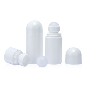 หรูหราพลาสติกเปล่ารอบ 50ml น้ำมันลูกกลิ้งระงับกลิ่นกายคอนเทนเนอร์บรรจุภัณฑ์ม้วนบนขวดระงับกลิ่นกาย