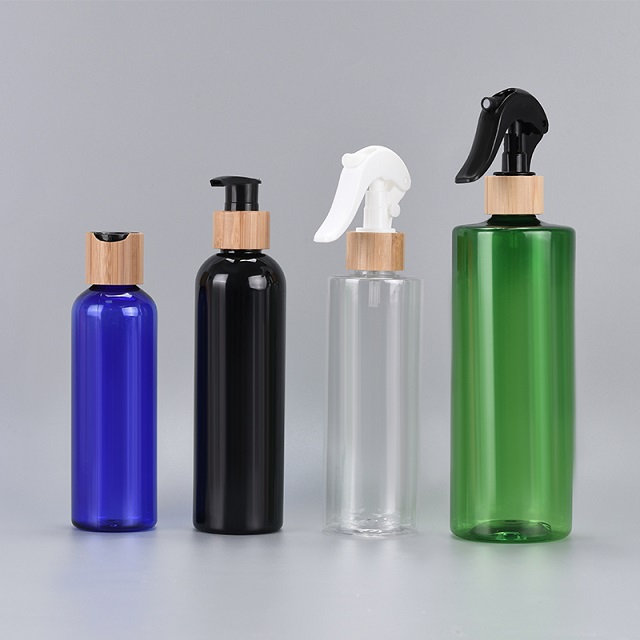 Leere Shampoo-Flasche aus Kunststoff
