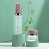 Bouteille de pompe &agrave; essence de s&eacute;rum de lotion en verre de cylindre
