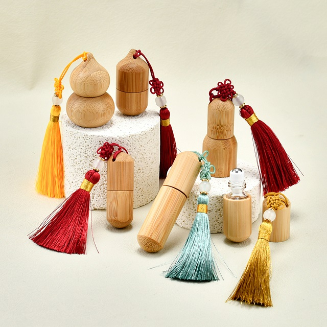 Rouleau d'huile essentielle de bambou de Style chinois, 1ml, 2ml, 5ml, sur bouteille, reconditionnement, bouteille de parfum vide avec pompon